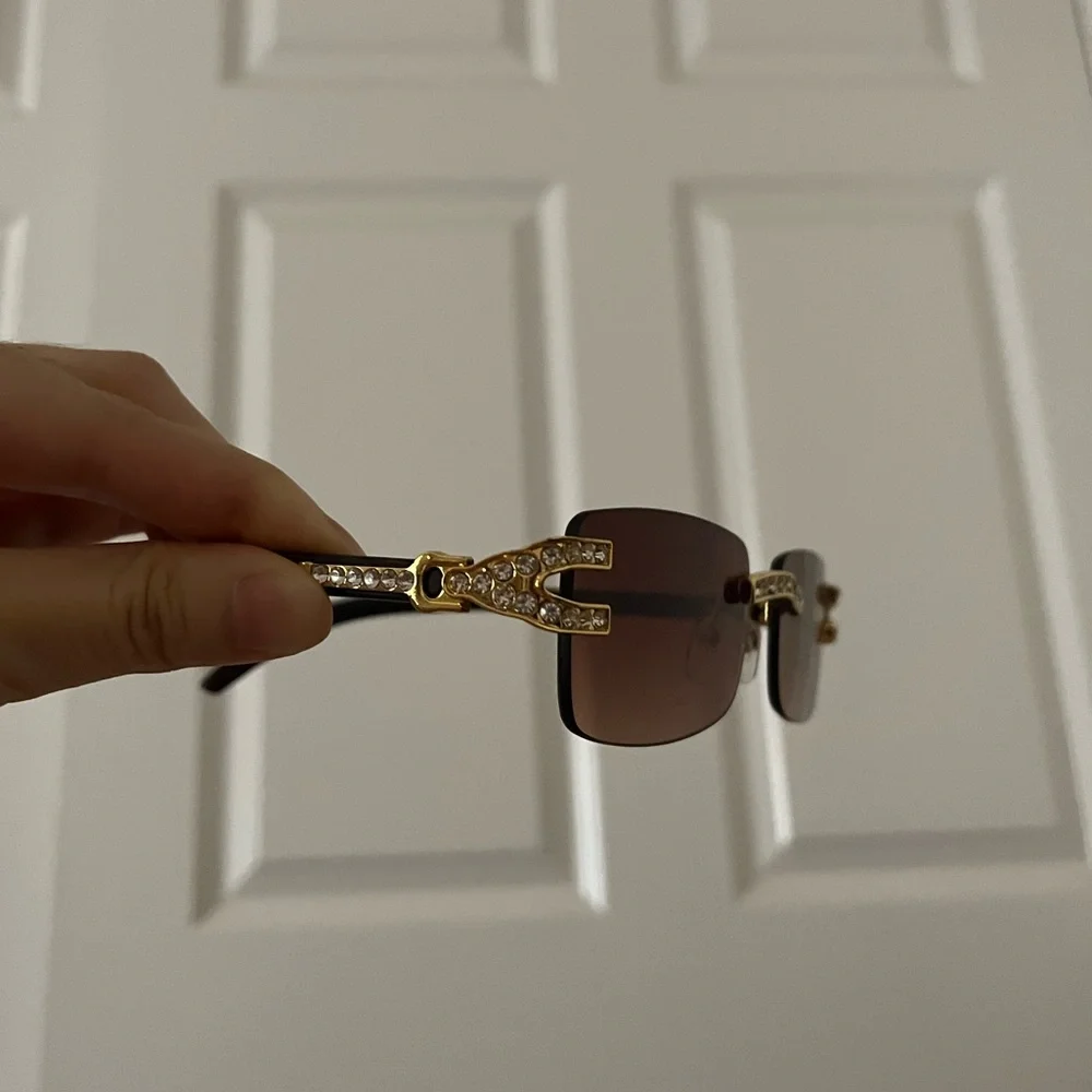 Crystal Embellished Brown Sunglasses - Picture 3 of 3